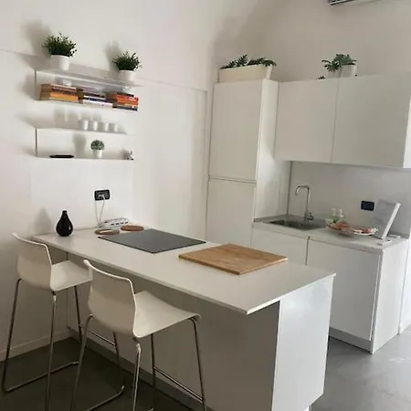 Charming Flat In Centro Apartment