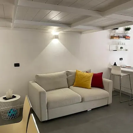 Apartment Charming Flat In Centro Naples